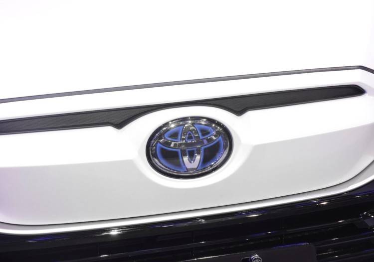 北汽绿行苹果版:原创
                最畅销的丰田车，神车卡罗拉迎来最新THS电混升级版